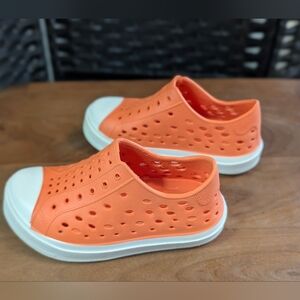 Kids Orange Slip-On Shoes Water Pool Summer Sneakers Waterproof No Strings
